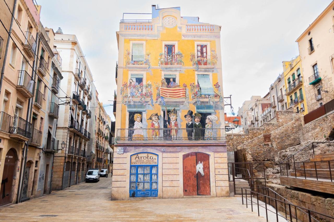 Apartamento En Plaza Sedassos Centro Historico Tarragona Luaran gambar