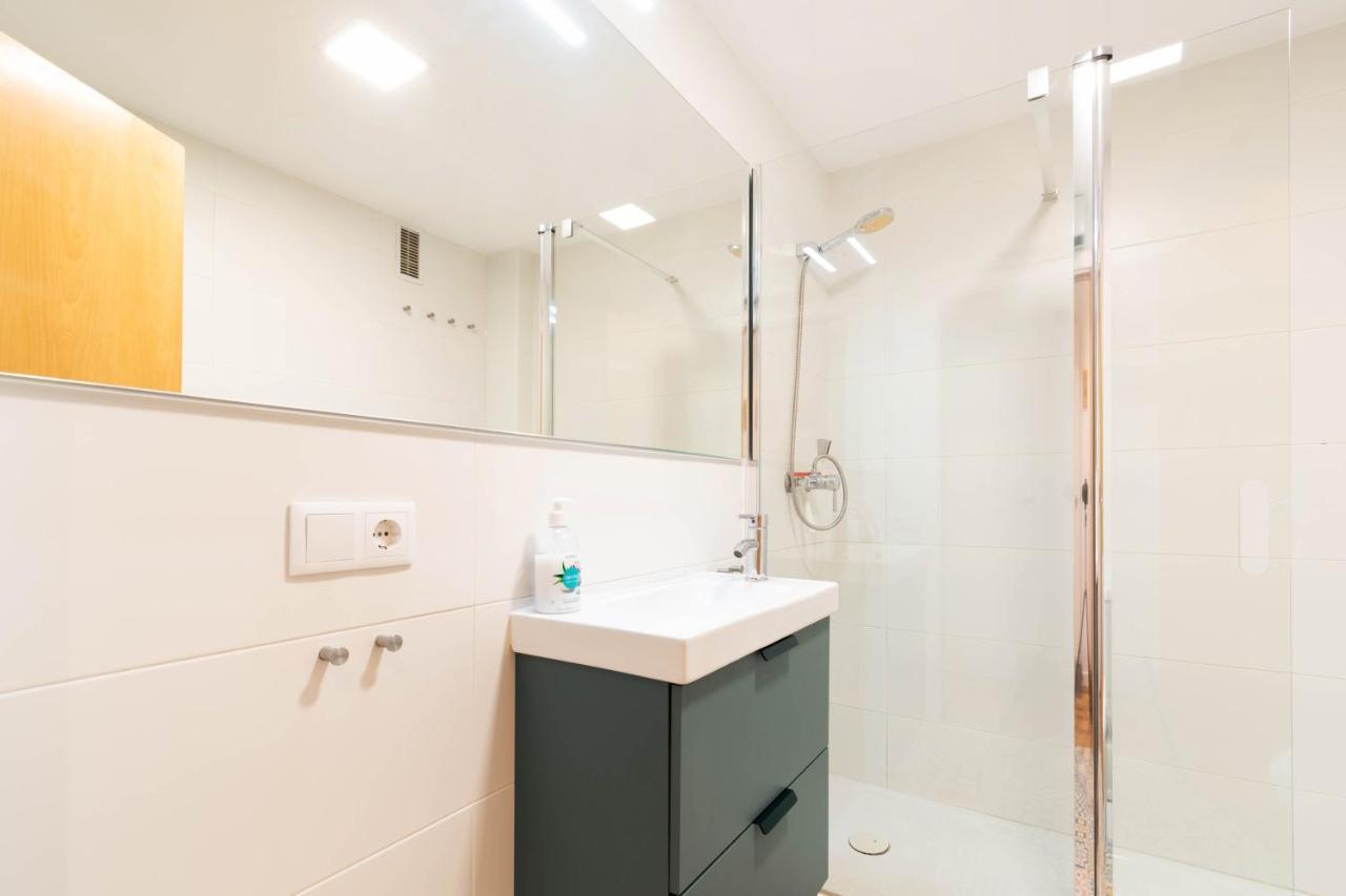 Apartamento En Plaza Sedassos Centro Historico Tarragona Luaran gambar