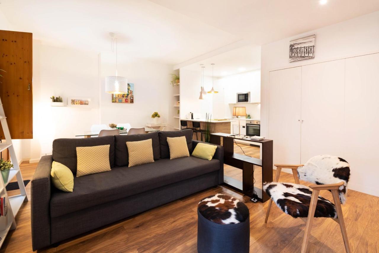 Apartamento En Plaza Sedassos Centro Historico Tarragona Luaran gambar